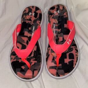 Under Armour Women's Coral and Black Cushion Flip Flop